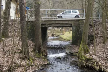 Na rekonstrukci čekají v Česku stovky mostů, desítky jsou v havarijním stavu. Tempo oprav letos klesne, chybí peníze