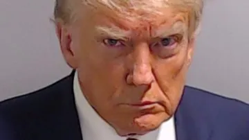 Bývalý americký prezident Donald Trump na policejní fotografii