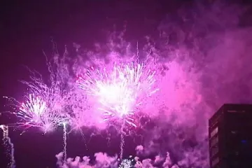 Novoroční ohňostroj si v Ostravě nenechaly ujít tisíce lidí