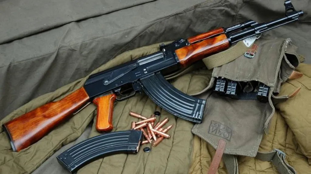 AK-47 Kalašnikov
