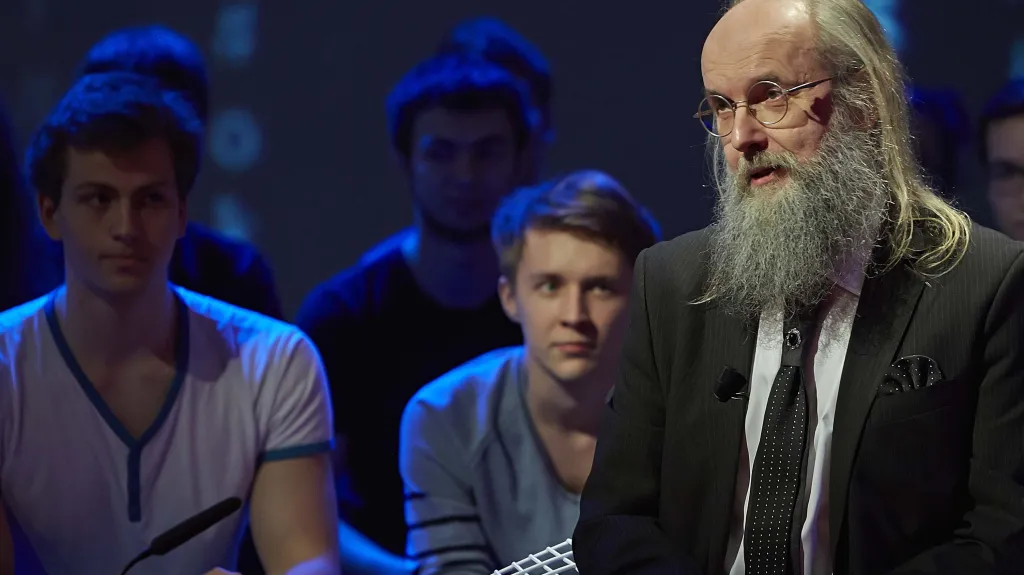 Ředitel Ústavu pro jazyk český AV ČR Karel Oliva ve Fokusu Václava Moravce