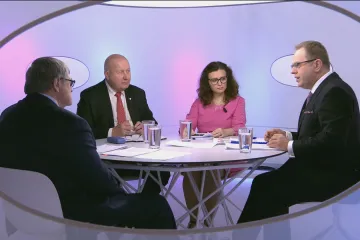 Kraje se připravují na pacienty s koronavirem, veřejné akce rušit nechceme, říkají hejtmani