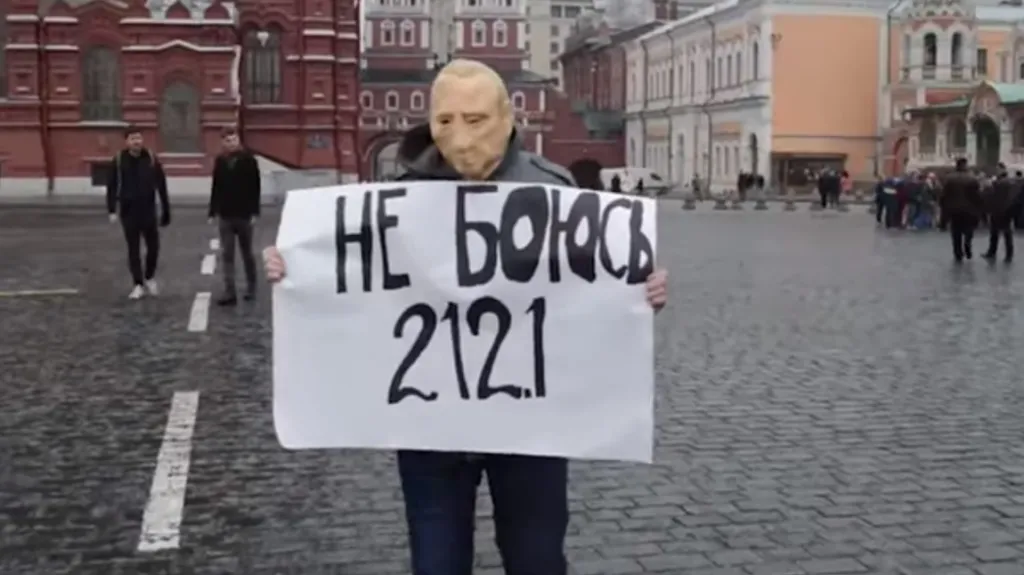 Ruský opoziční aktivista Roslovcev