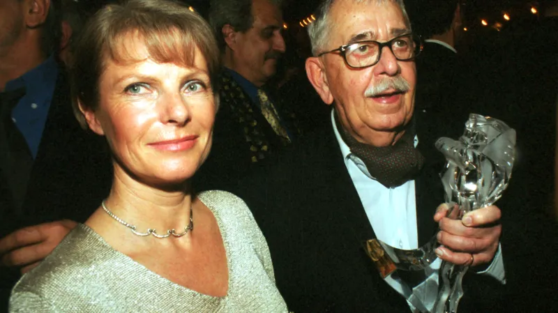 Vlastimil Brodský se svojí partnerkou Táňou Kühnelovou a Českým lvem