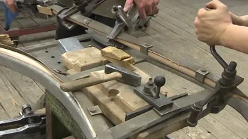 Ručně ohýbaný nábytek