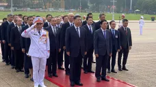 Čínský prezident Si Ťin-pching na návštěvě Vietnamu