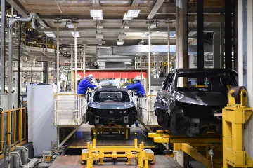 Čína předstihla Japonsko na pozici největšího světového vývozce aut