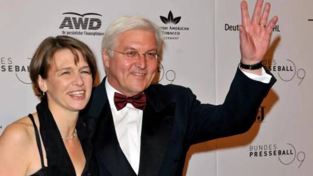 Frank-Walter Steinmeier s manželkou Elke