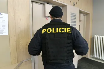 Policisté narazili při kontrole na cizince bez dokladů i nelegální ubytovny 