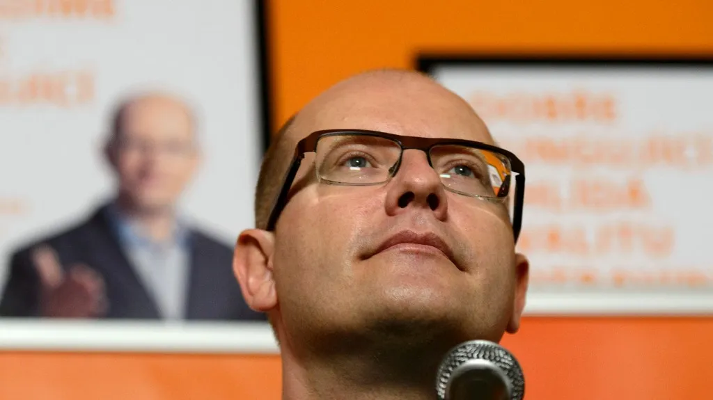 Bohuslav Sobotka ve volebním štábu ČSSD