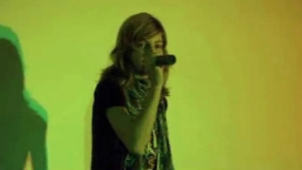 Třebíčská žákyně při pěveckém vystoupení