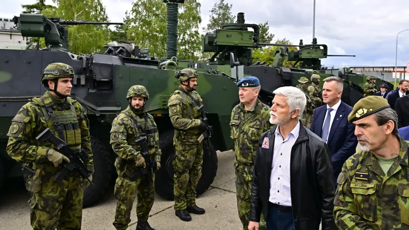 Prezident Petr Pavel na návštěvě 4. brigády rychlého nasazení v Žatci, 15. 10. 2025