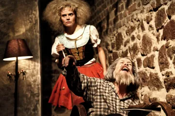 Na Provázku vznikla mistrná inscenace o fotografu Tichém