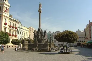 Rozbité silnice, migranti. Co tíží Pardubický kraj podle lídrů, kteří se nedostali do debaty ČT?