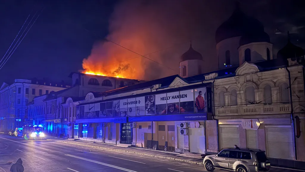 Nga lại thực hiện một cuộc không kích lớn bằng drone vào Ukraine