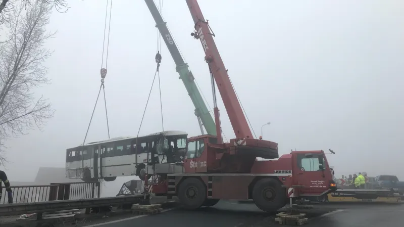 Vyproštění autobusu