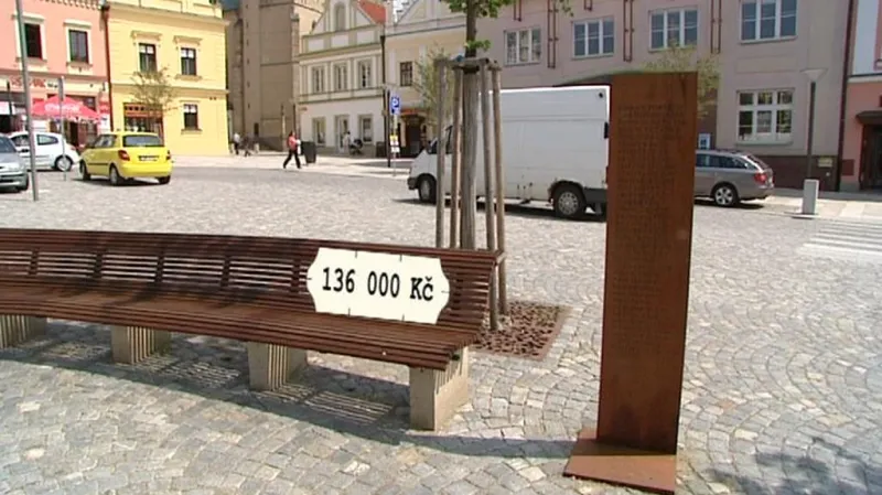 Lavička za 136 tisíc