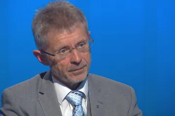 Česko bude jednoznačně podporovat pozvání Ukrajiny do NATO, řekl Vystrčil