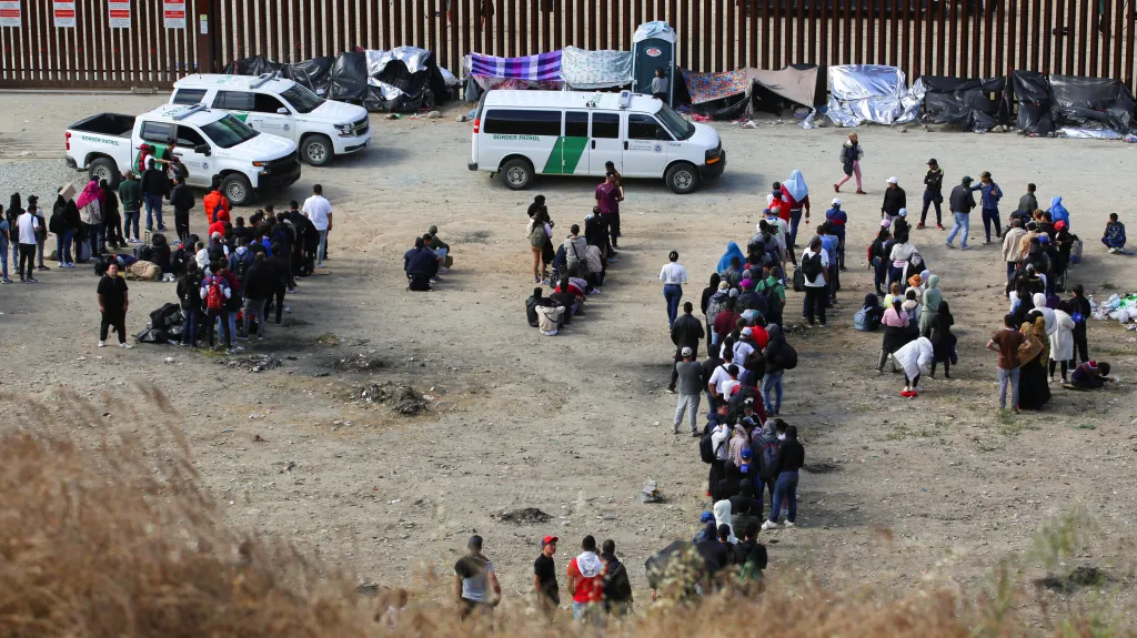 Migranti na mexicko-americké hranici