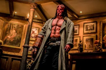 Recenze: Hellboy se vyhnul filmovému peklu. Ale jak zhrubl, ztratil půvab a hledá smysl své existence
