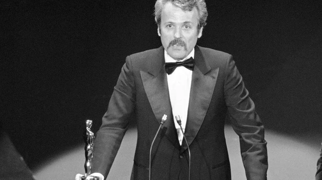 William Goldman při přebírání Oscara za film Všichni prezidentovi muži