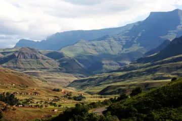 Dračí hory – pohádkový masiv jižní Afriky