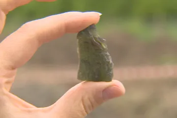 Lidé jsou proti rozšíření těžby vltavínů, Jihočeský kraj mu bránit nebude