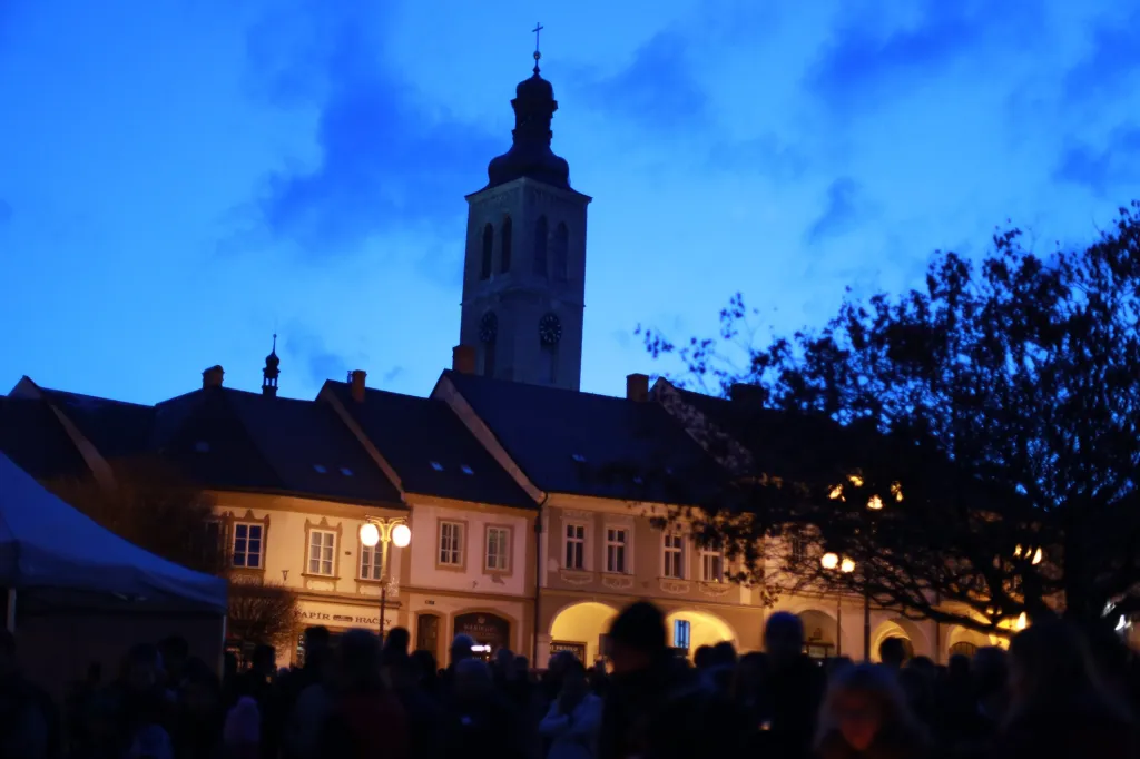 Palackého náměstí v Kutné Hoře – vzpomínka na historické události 17. listopadu