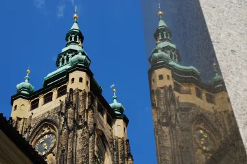 Chrám sv. Víta: Symbol české státnosti, demokratické i komunistické