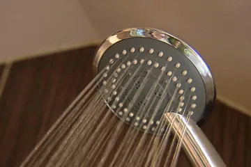 Každodenní mytí dětí je k ničemu, radí Americká akademie dermatologie 