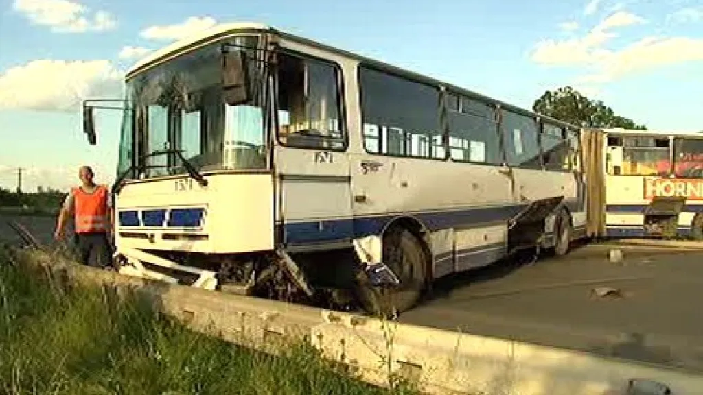 Nehoda autobusu
