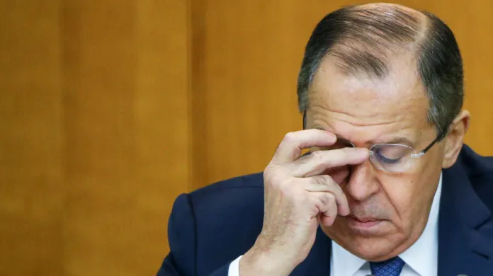 Lavrov: Moskva nevyzvala Asada k odstoupení a nenabídla mu ani politický azyl