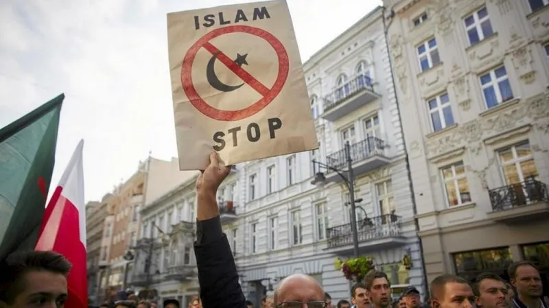 Demonstrace odpůrců migrantů