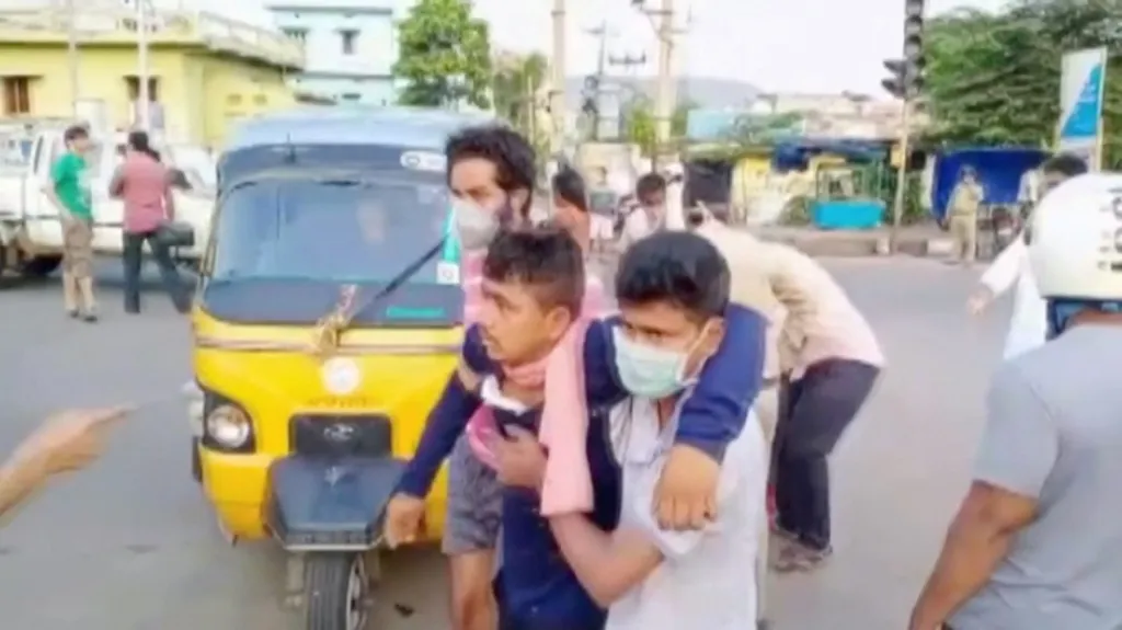 Následky úniku plynu v Indii