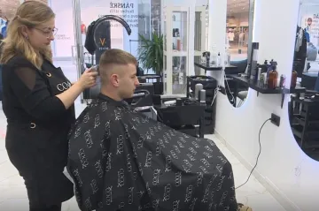 Ukrajinci v Česku podnikají, pečou či učí