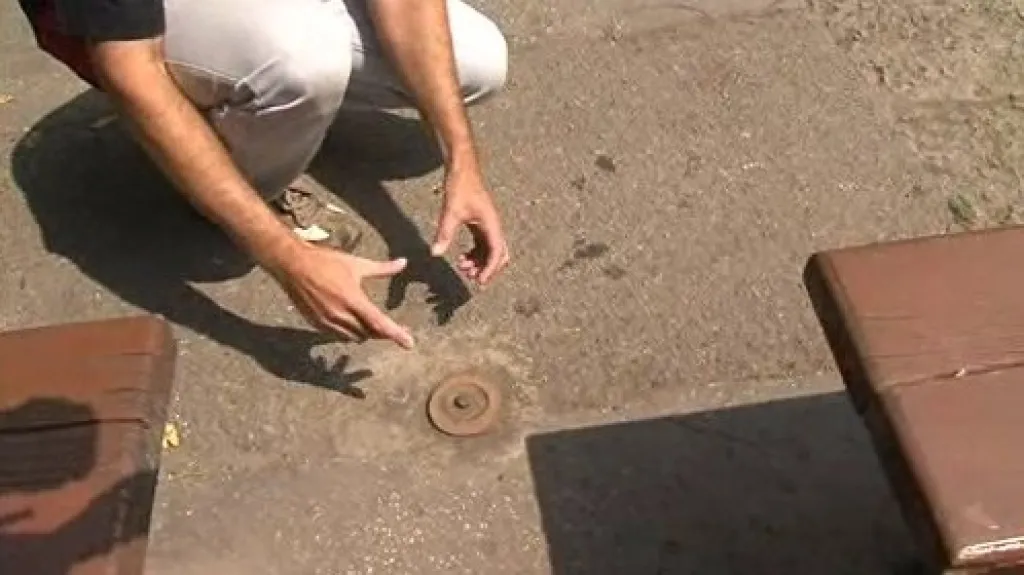 Slunečníky se staly oblíbeným terčem zlodějíčků