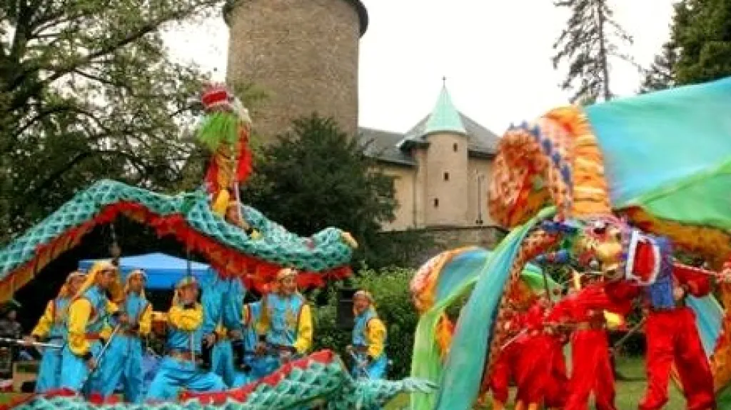 Folklorní festival na hradě Šternberk