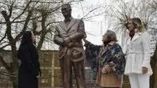Bronzová socha J. A. Bati v Otrokovicích