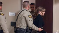 Zbrojířka Hannah Gutierrezová-Reedová poté, co ji porota shledala vinnou z neúmyslného zabití