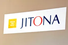 Konec spolupráce s firmou IKEA nutí výrobce nábytku Jitona propustit asi 180 lidí