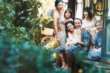 Ohlédnutí za Cannes: (Ne)jsme jedna rodina. Ceny si odnesli zloději důstojného života