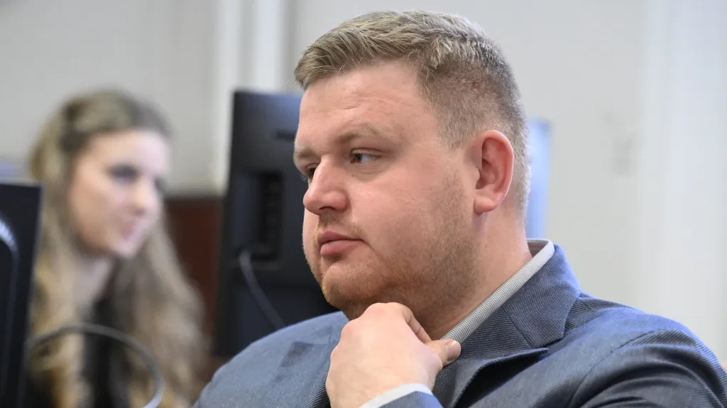 Majitel firmy J.O. Investment Jakub Ortinský u Městského soudu v Praze (duben 2024)