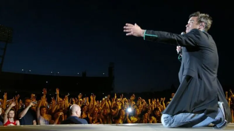 Robbie Williams swinguje