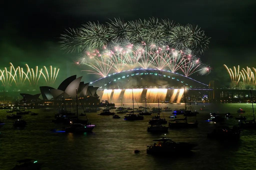 Novoroční ohňostroj v Sydney v Austrálii