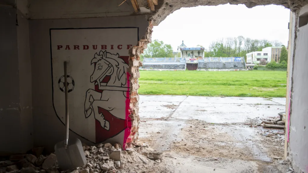 Začala rekonstrukce Letního stadionu v Pardubicích