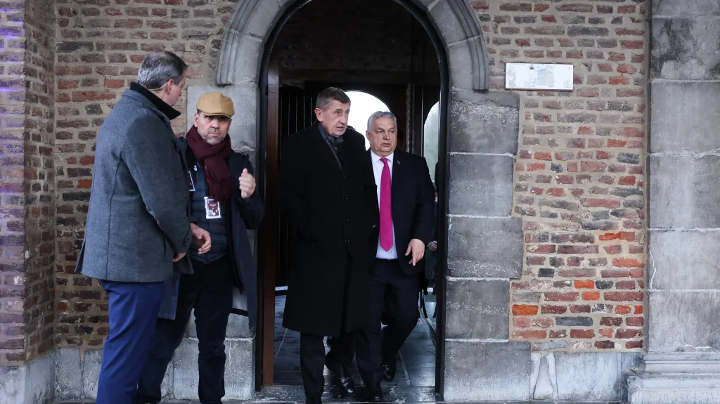 Andrej Babiš (ANO) s maďarským premiérem Viktorem Orbánem na neformálním summitu EU v Belgii