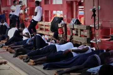 Malta přijme loď Ocean Viking, která uvázla na moři. O migranty se ale podělí jiné evropské země