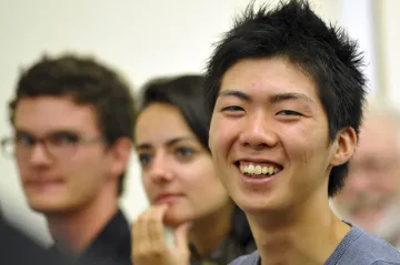 V Olomouci se cizinci učí česky. Začíná škola slovanských studií