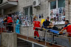 V ruském zajetí zemřelo přes 200 vojáků, hlásí Ukrajina. Přeživší mluví i o mučení