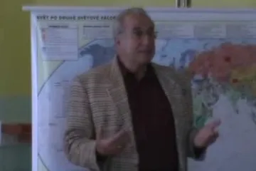 Na poběžovické ZŠ zazněly příběhy bezpráví